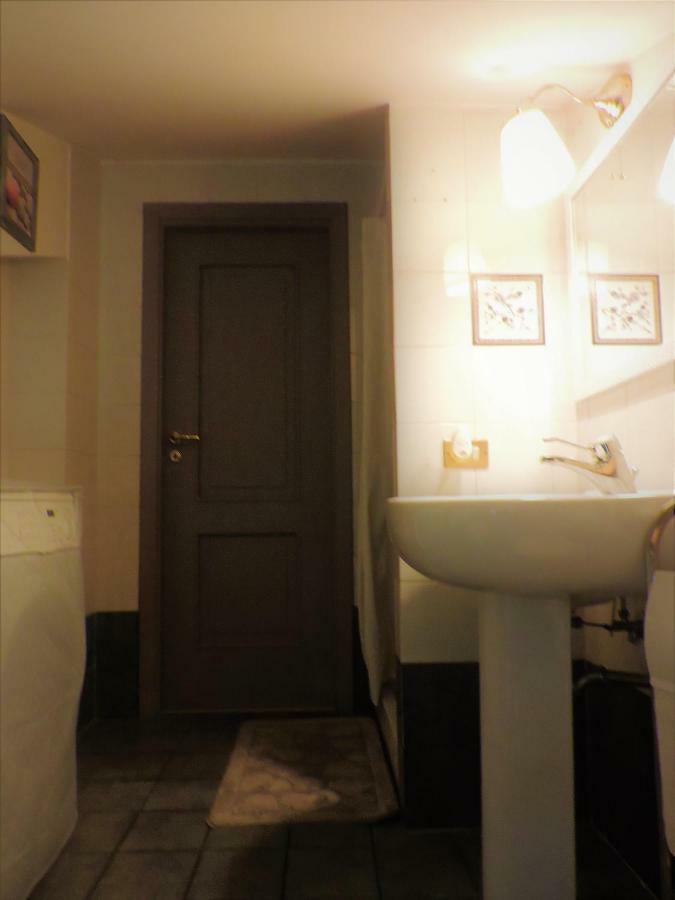 Casa Leonardo Liam Lejlighed Caserta Eksteriør billede